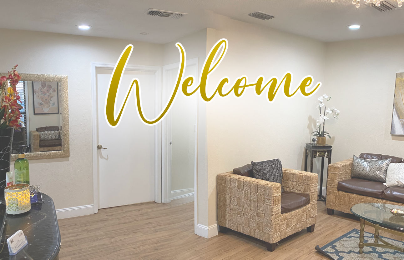 Denise E Hewitt- Licensed Trichologist and Master Cosmetologist with over 30 years of experience.